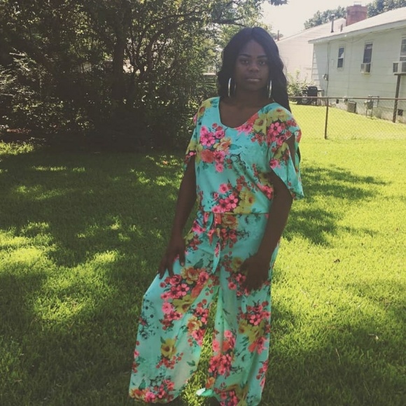 Glow girl floral print jumpsuit - Picture 2 of 4